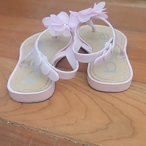 🌸 bebe girls sandals with pink flower 🌸 - Picture 4 of 5